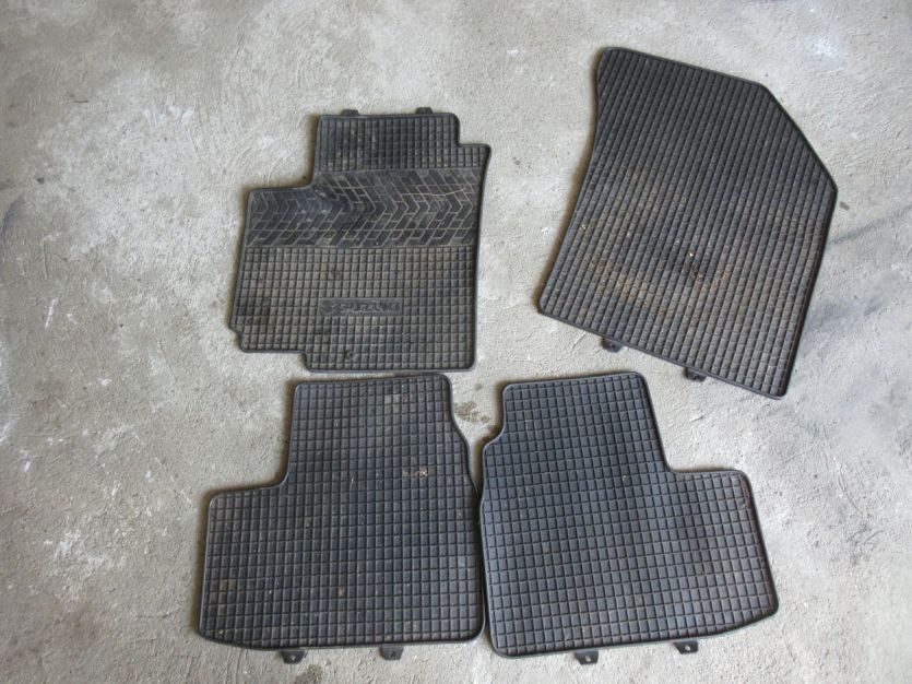 SWIFT MK6 DYWANIKI GUMOWE