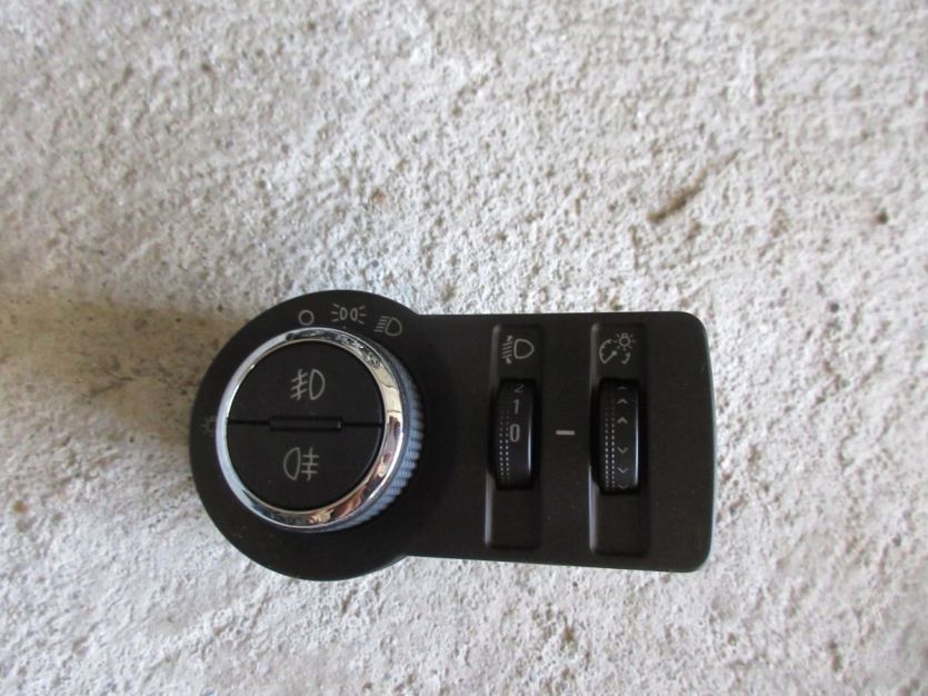 ASTRA J LIFT PRZEŁĄCZNIKI ŚWIATEŁ