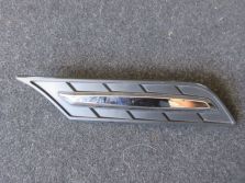 VITARA III 2018 R. LISTWA BŁOTNIKA PRAWA 72611-54P0