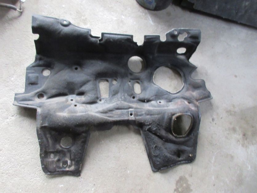 VITARA III 2018 R. WYGŁUSZENIE SCIANY GRODZIOWEJ