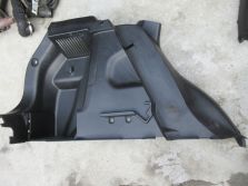 VITARA III 2018 R. BOCZEK BAGAŻNIKA LEWY TYŁ TAPICERKA LEWA