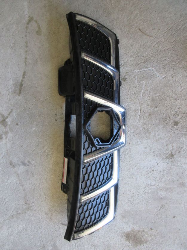 VITARA III 2018 R. GRILL ATRAPA