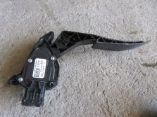 ASTRA J LIFT 1.4 T PEDAŁ GAZU 13252702