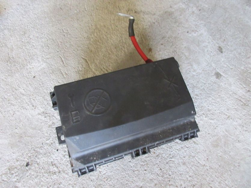 ASTRA J LIFT 1.4 T SKRZYNKA BEZPIECZNIKÓW