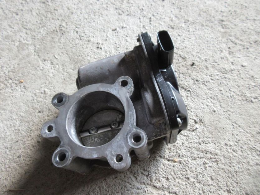 VITARA III 1.4 HYBRID K14D PRZEPUSTNICA