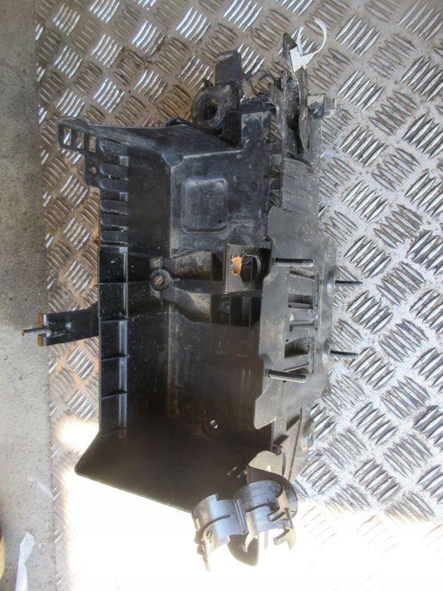 ASTRA J 1.4 T PODSTAWA AKUMULATORA