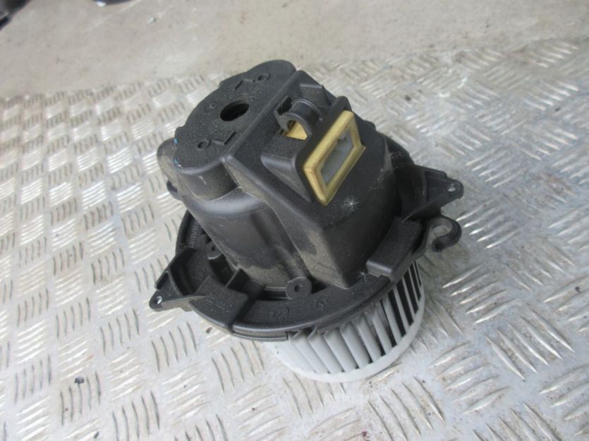 DACIA LODGY DOKKER DMUCHAWA