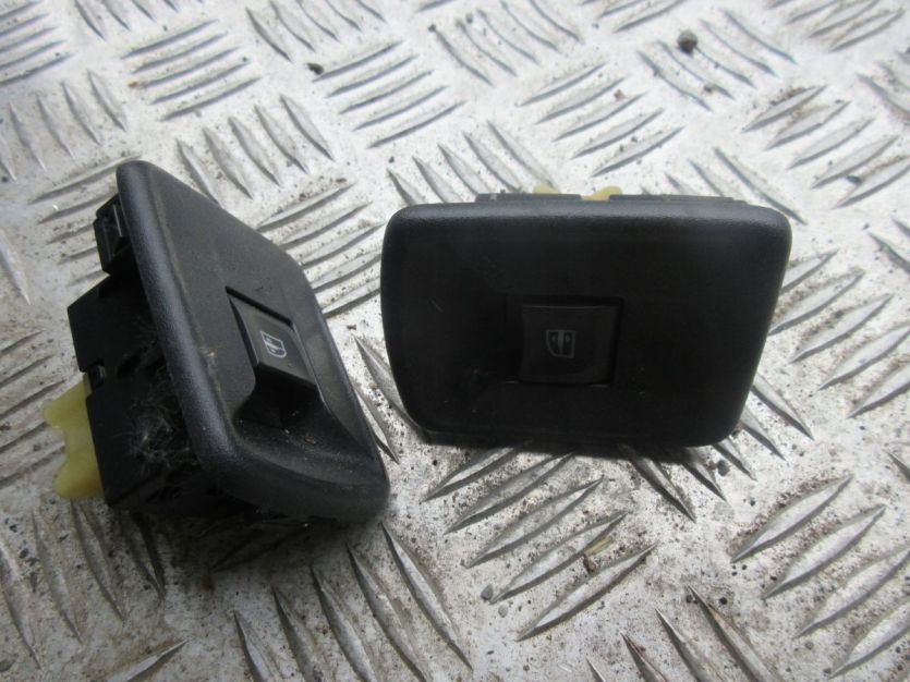 DACIA LODGY PRZEŁACZNIK SZYBY PRAWY TYŁ