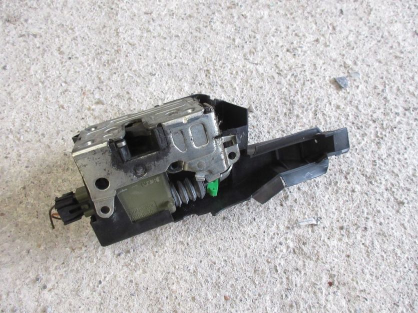 THALIA II ZAMEK LEWY PRZÓD