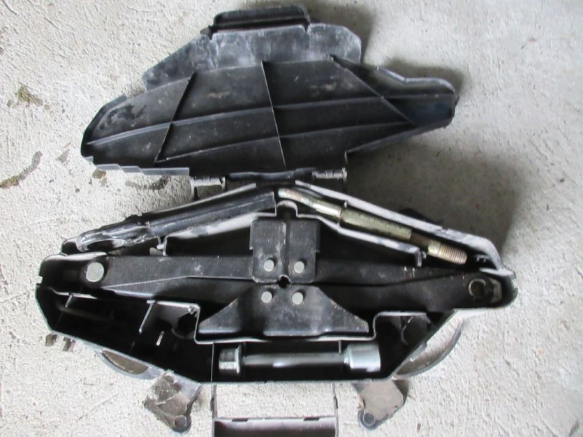 VIVARO TRAFIC II LEWAREK KOŁA