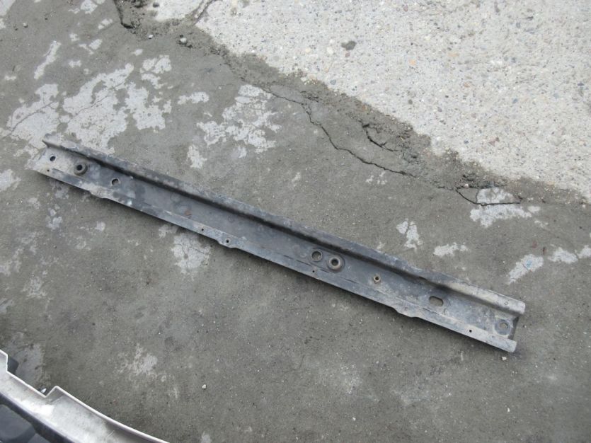 VIVARO TRAFIC II 1.9 CDTI BELKA POD CHŁODNICE