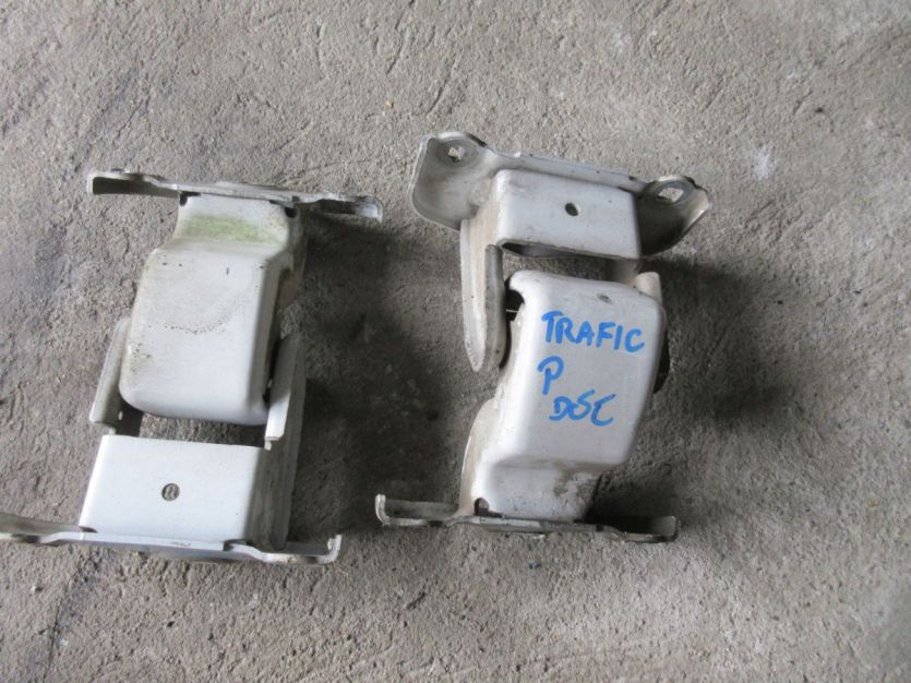 VIVARO TRAFIC II ZAWIASY DRZWI PRAWY TYŁ