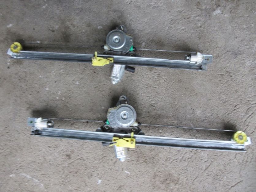 VIVARO TRAFIC II MECHANIZM SZYBY LEWY PRZÓD