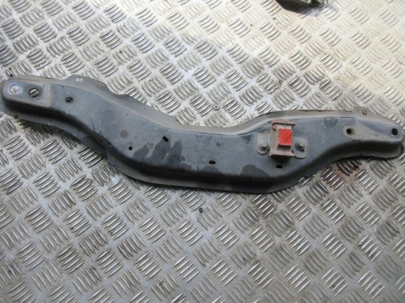 DACIA DUSTER II DUSTER 2 21 R . 1.0 TCE BELKA DOLNA 544C46813R