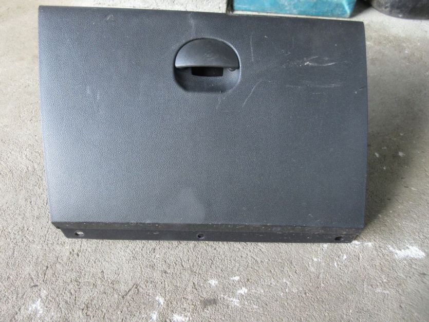 DACIA DUSTER II DUSTER 2 21 R . SCHOWEK PASAŻERA