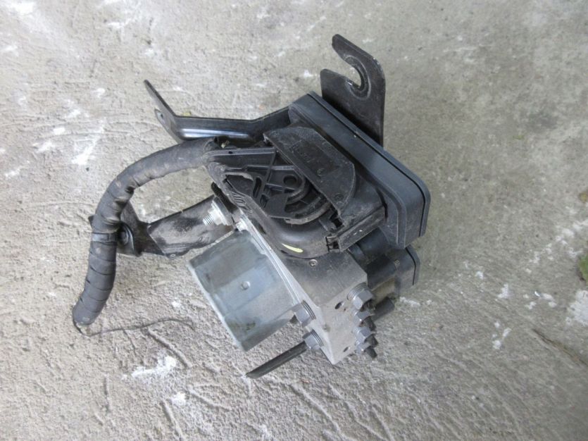 DACIA DUSTER II DUSTER 2 21 R . POMPA ABS 476602738R