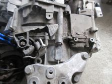 PASSAT B6 2.0 TDI 4MATION 4X4 SKRZYNIA JLR