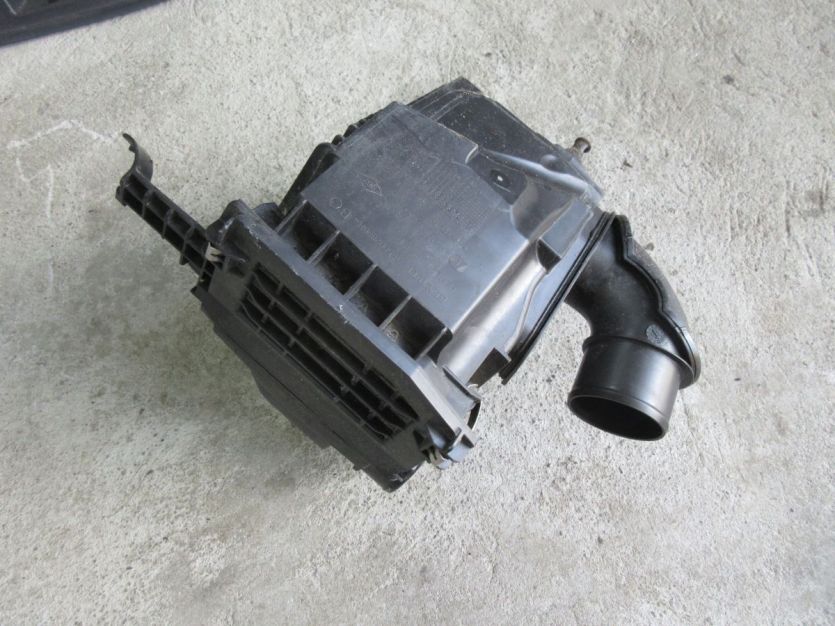 DACIA DUSTER II 21 R. 1.0 TCE OBUDOWA FILTRA POWIETRZA 165002896R-B