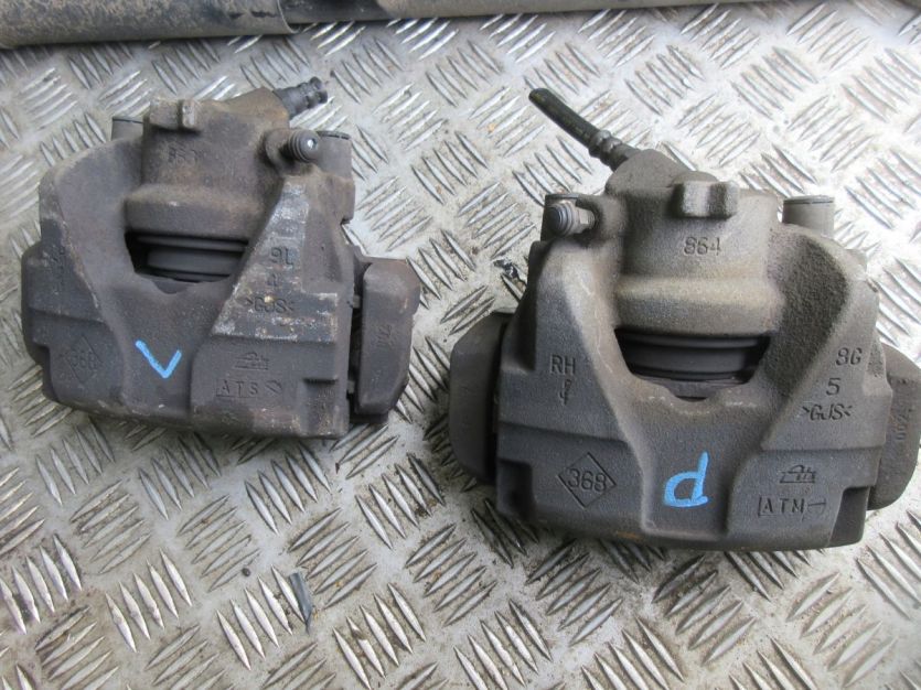 DACIA DUSTER II DUSTER 2 21 R . 1.0 TCE ZACISK HAMULCOWY LEWY PRZÓD