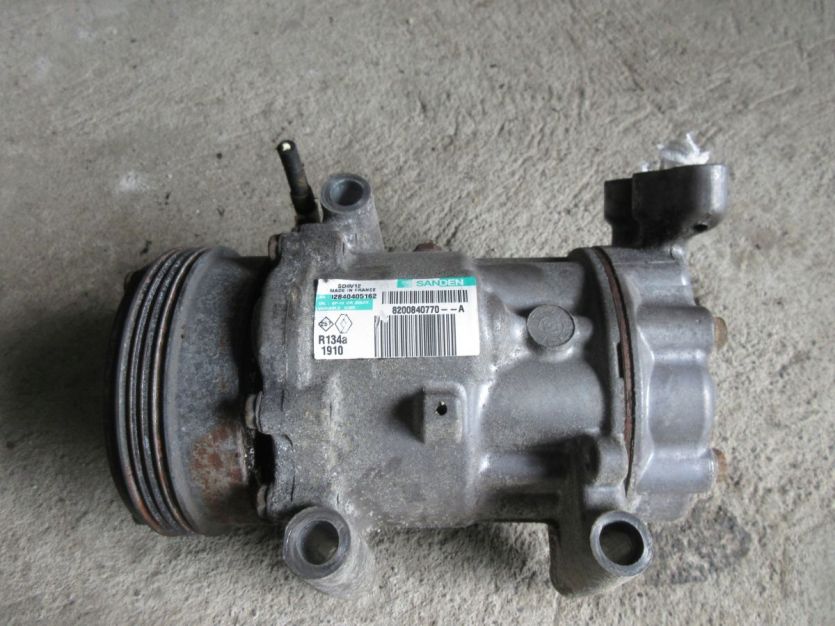 THALIA II 1.2 2010 r. KOMPRESOR KLIMATYZACJI 8200840770-A