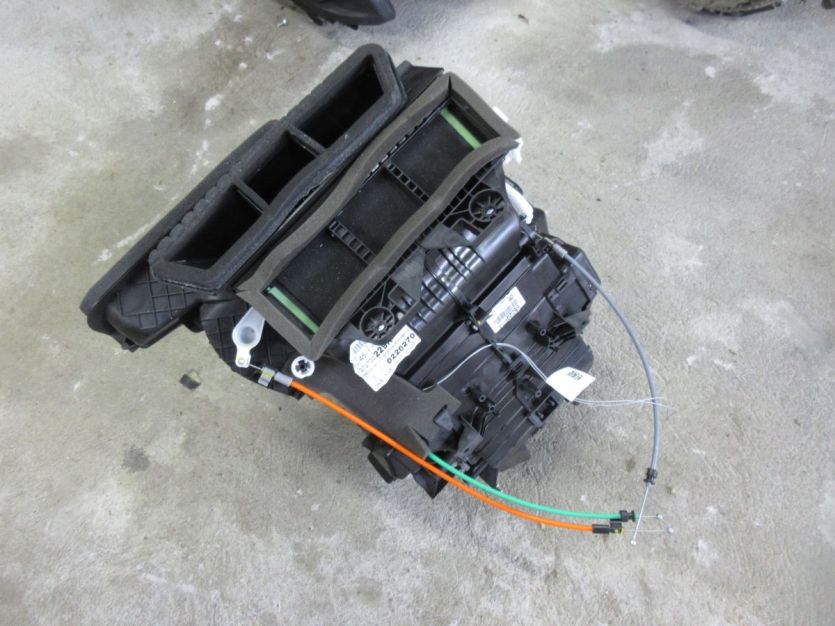 DACIA DUSTER II 21 R. NAGRZEWNICA 272700229R