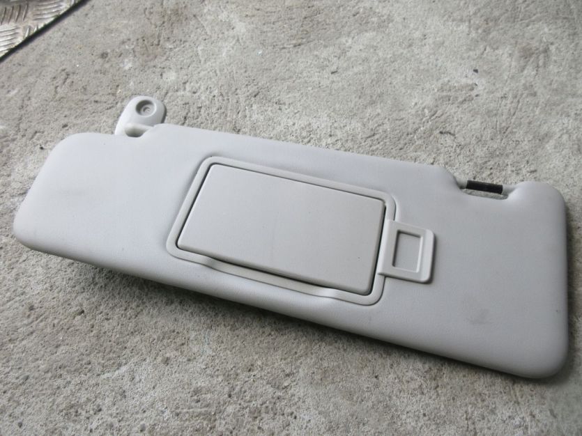 DACIA DUSTER II DUSTER 2 21 R. OSŁONA PRZECIWSŁONECZNA LEWA