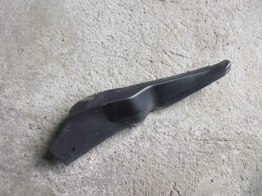 DACIA DUSTER II 21 R. PODSZYBIE PRAWE