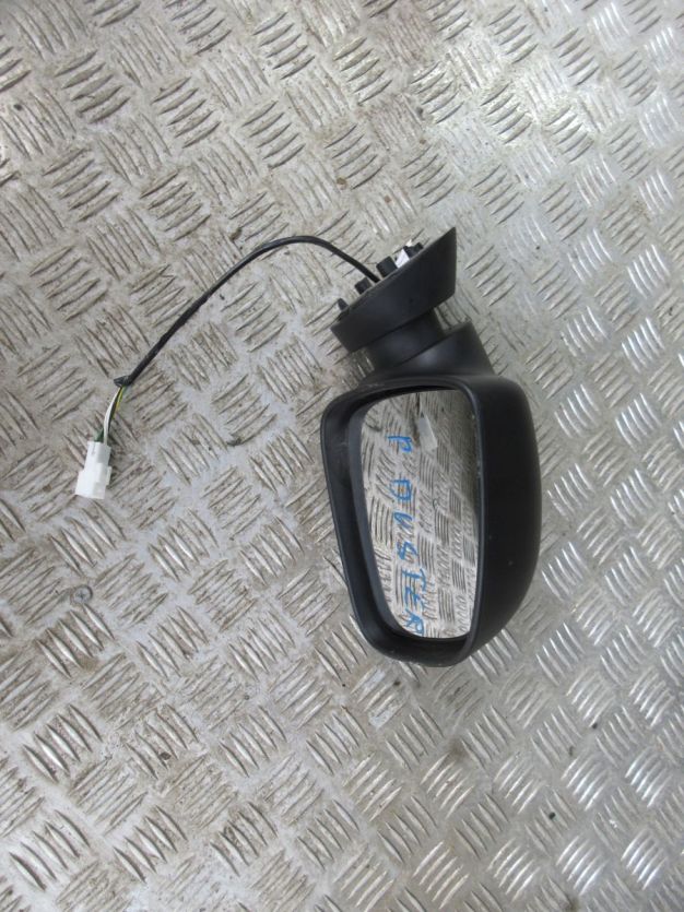 DUSTER I LIFT LUSTERKO PRAWE 7PIN