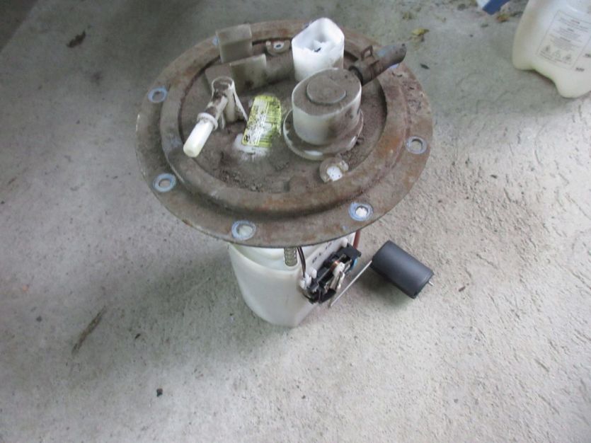 HYUNDAI I20 1.2 2008 R. POMPA PALIWA 31110-1J000