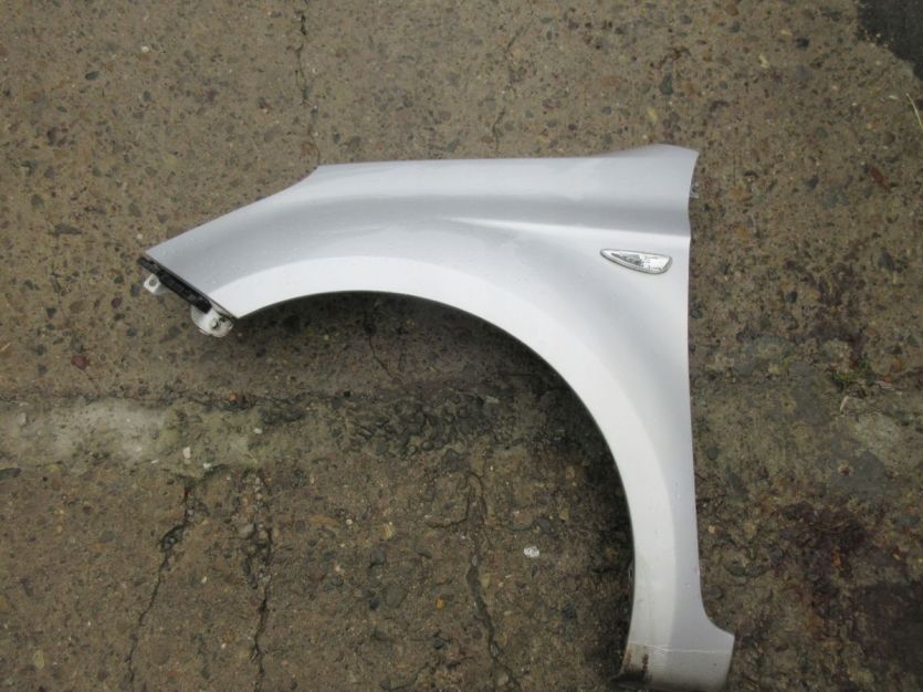 HYUNDAI I20 5D 1.2 2008 R. BŁOTNIK LEWY PRZÓD