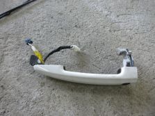 SUZUKI VITARA III VITARA 3 KLAMKA LEWY PRZÓD