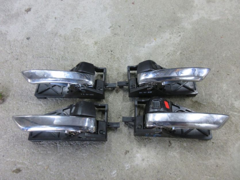 SUZUKI VITARA III VITARA 3 KLAMKA LEWY TYŁ