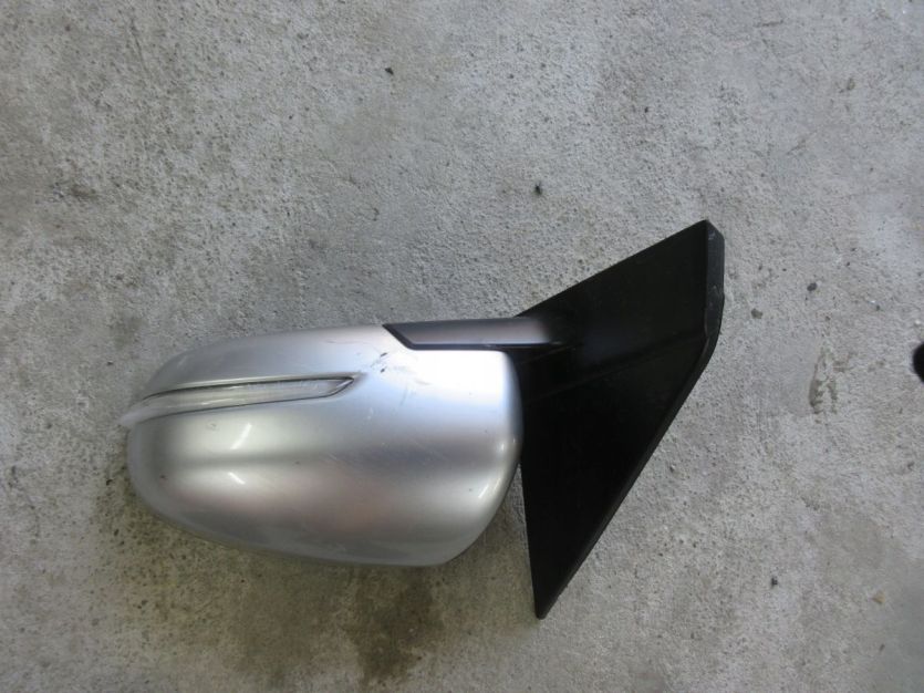 SUZUKI VITARA III VITARA 3 LUSTERKO LEWE 84702-54PD1