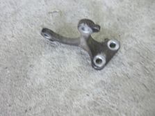 SUZUKI VITARA III VITARA 3 1.4 T WSPORNIK