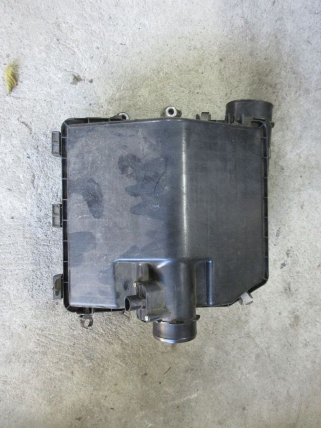 SUZUKI VITARA III VITARA 3 1.4 T OBUDOWA FILTRA POWIETRZA