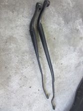 SUZUKI VITARA III VITARA 3 1.4 T RAMIONA WYCIERACZEK