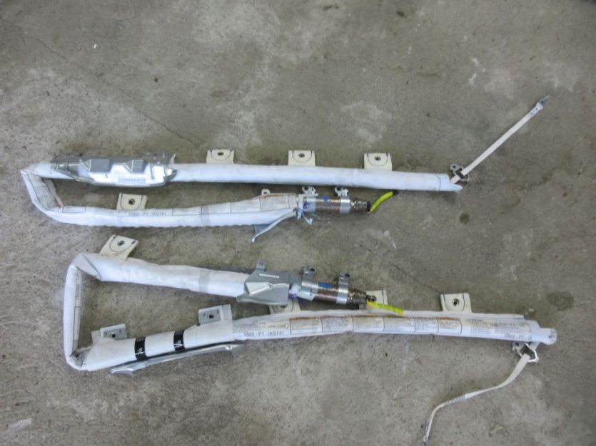 SUZUKI VITARA III VITARA 3 KURTYNA PRAWA