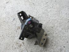 SUZUKI VITARA III VITARA 3 1.4 T HYBRID PODUSZKA SILNIKA