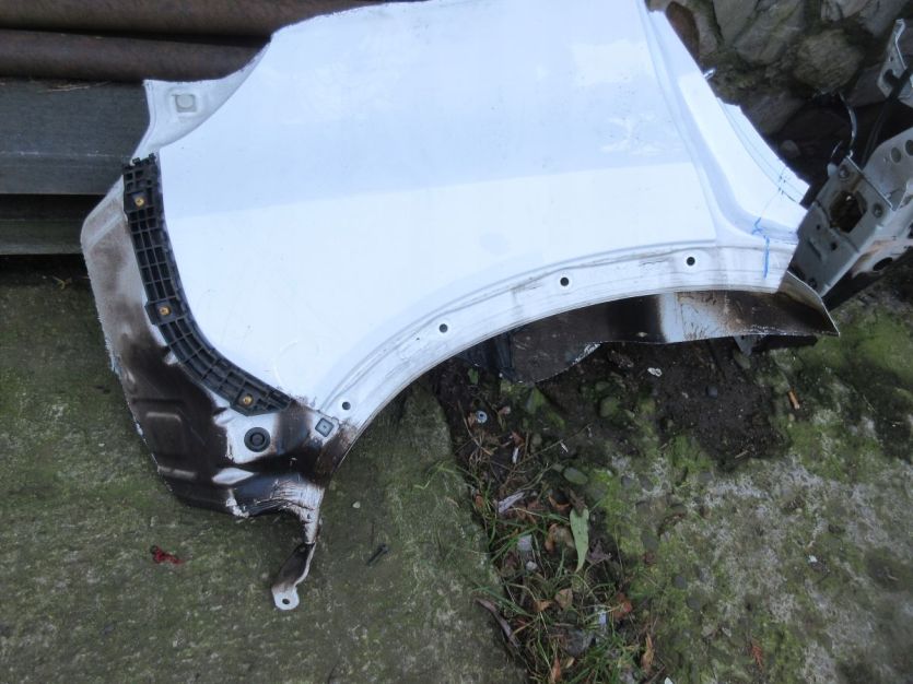 SUZUKI VITARA III VITARA 3 BŁOTNIK PRAWY TYŁ