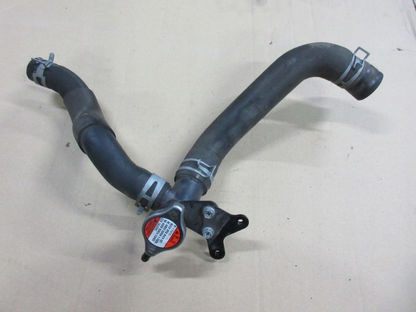 SUZUKI VITARA III VITARA 3 1.4 T K14C WĄŻ WODY WLEW