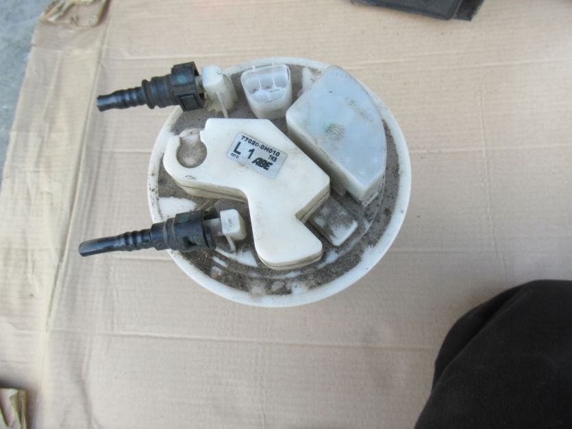 CITROEN C1 5D 05-12 1.0 POMPA PALIWA 77020-0H010