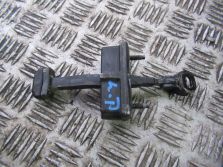 MASERATI GHIBLI M157 OGRANICZNIK DRZWI LEWY PRZÓD