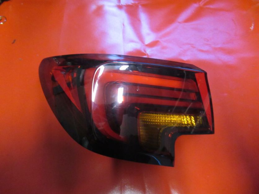 OPEL ASTRA K HB LIFT V 19-22 LAMPA LEWY TYŁ 39099016