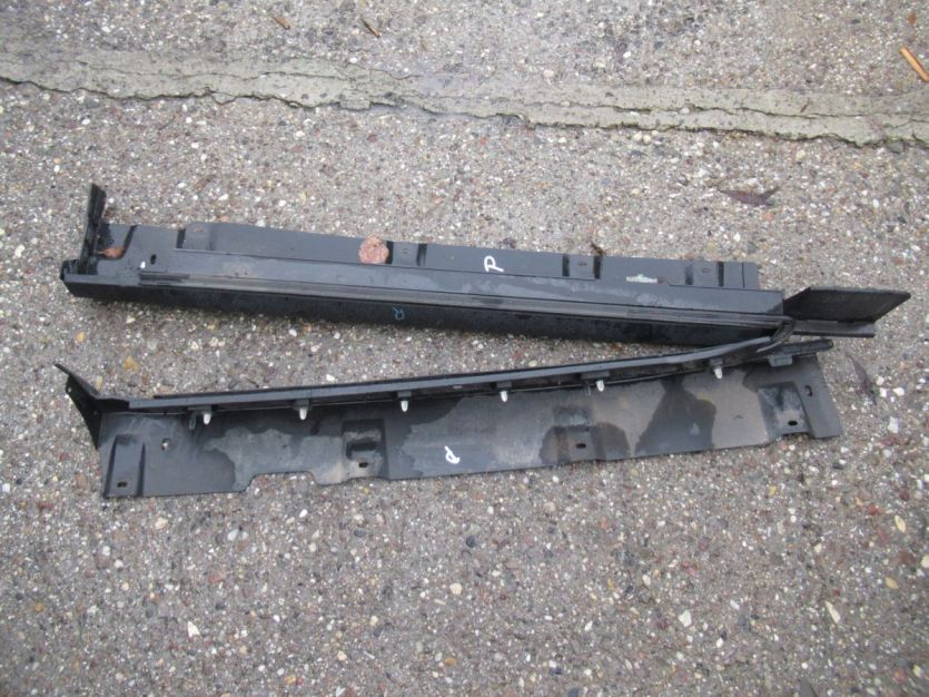 TRANSIT CONNECT LONG LISTWA PRÓG PRAWY MK2 LIFT 2022 1.5 TDCI DT11-R10258-A