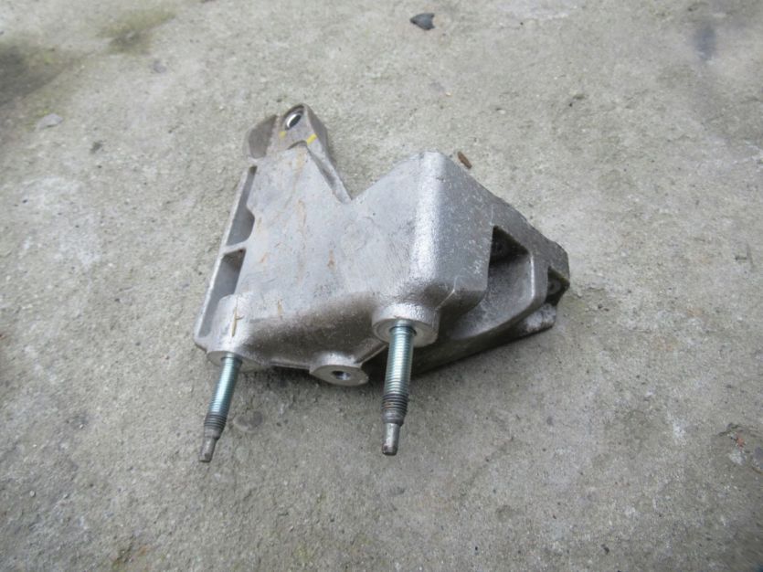 SUZUKI SX4 S-CROSS 1.0 K10C LIFT 2019 ŁAPA SKRZYNI BIEGÓW