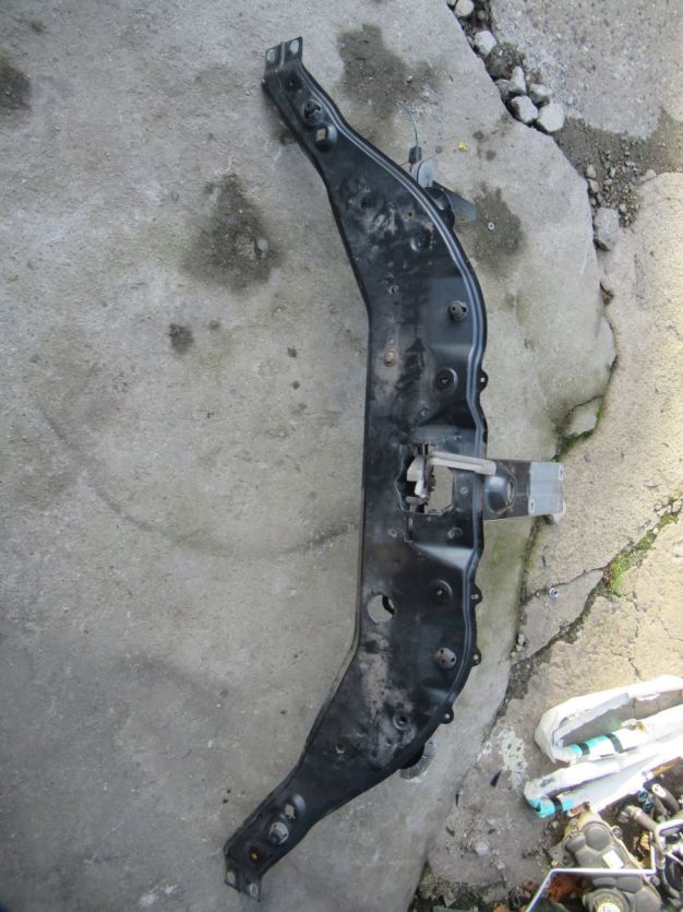 DACIA DOKKER LODGY PAS PRZÓD