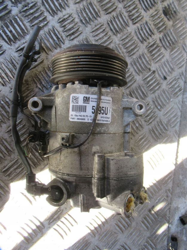 OPEL ZAFIRA C LIFT 2017 R. 2.0 TDCI KOMPRESOR KLIMATYZACJI 39045695 5695U