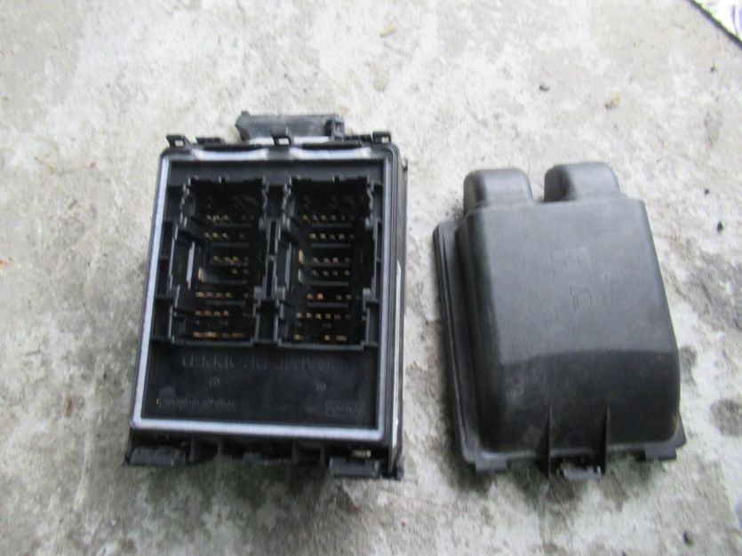 FORD TRANSIT CONNECT MK2 LIFT 2022 R. skrzynka bezpieczników KT1T-14D068-DD