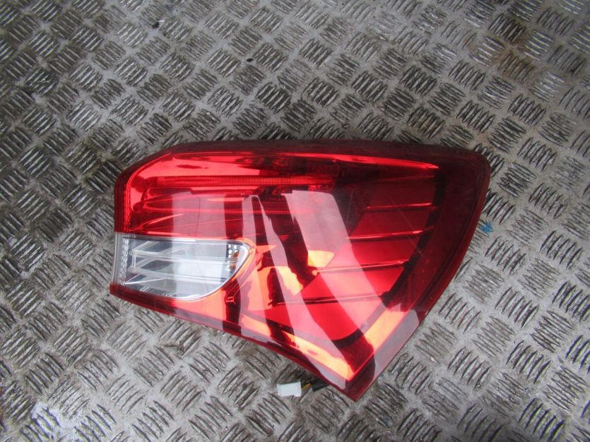 HYUNDAI IX20 lampa PRAWA PRAWY tył