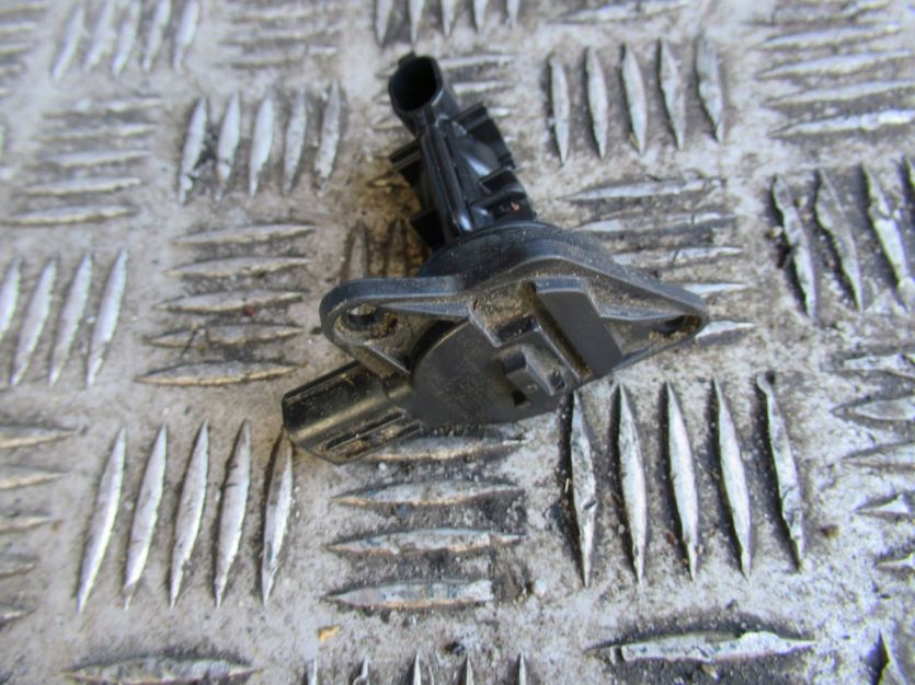 VOLVO V40 II lift R DESING T4 2.0 T 190KM PRZEPŁYWOMIERZ